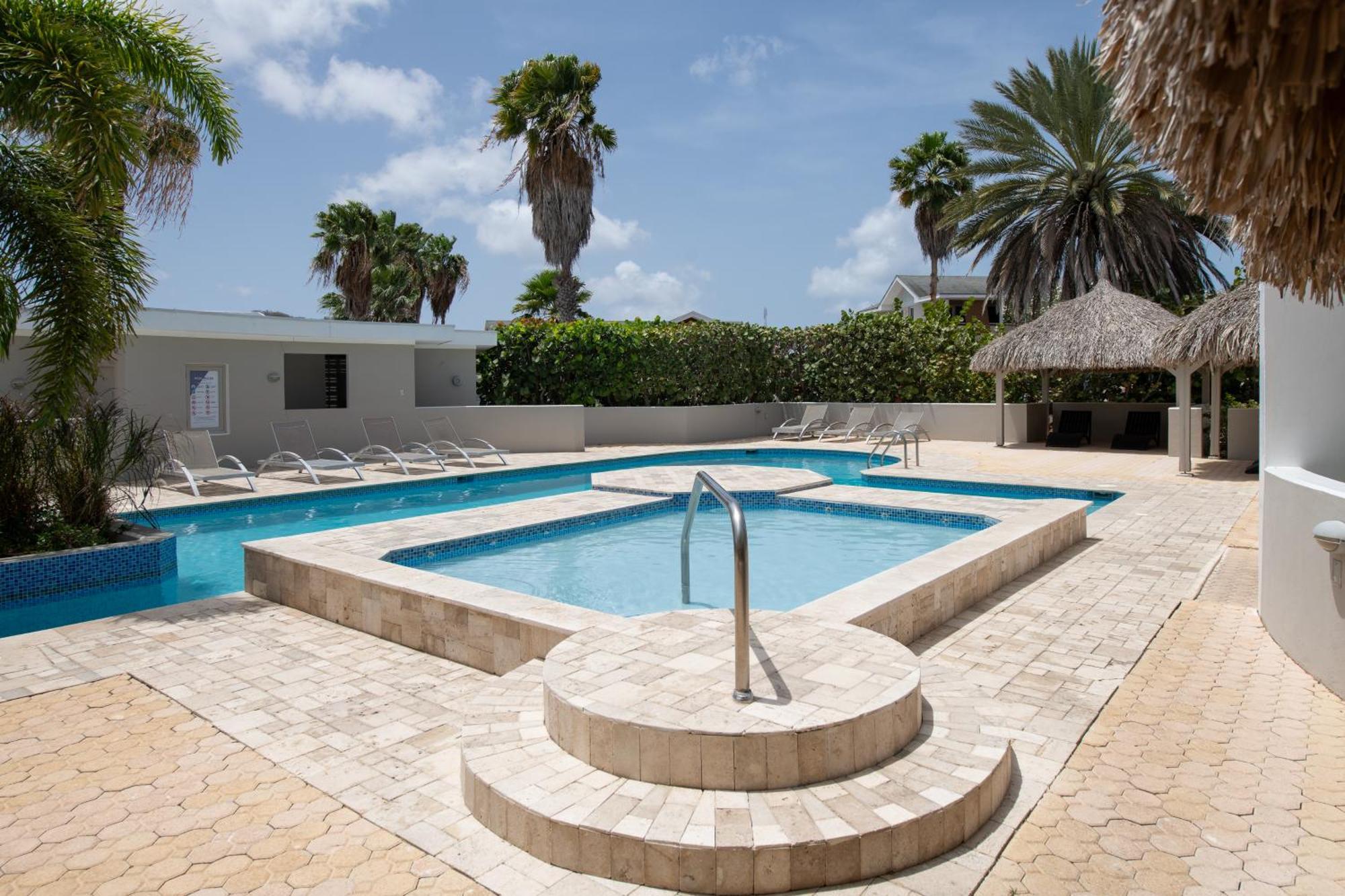 Villa At Secured Gated Resort Near Mambo Beach! Willemstad Buitenkant foto